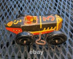 1930s MARX TIN LITHO #3 MIDGET RACER RACING CAR With DRIVER, BLACK, RED & YELLOW