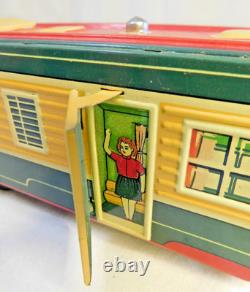 1950's TIN Litho FRICTION OLDSMOBILE Car/TRAILER HOUSE by YONEZAWA Hugh Ugoli