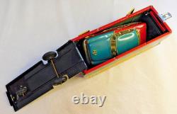 1950's TIN Litho FRICTION OLDSMOBILE Car/TRAILER HOUSE by YONEZAWA Hugh Ugoli
