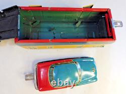 1950's TIN Litho FRICTION OLDSMOBILE Car/TRAILER HOUSE by YONEZAWA Hugh Ugoli