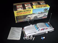 1965 James Bond Gilbert Aston Martin Battery Operated Toy Car Works