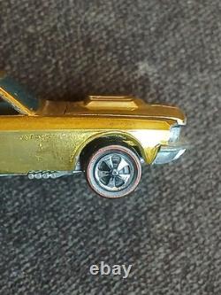 1967 Hot Wheels Redline Custom Mustang Gold- Brown Interior Vintage toy