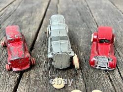 3 Vintage Metal Toy Cars And 23 Extra White Tires Vintage Toy Cars Tootsie