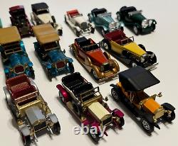 40 Vintage Lesney-Matchbox cars with29 Lesney yesteryear & 11 Vintage Matchboxs