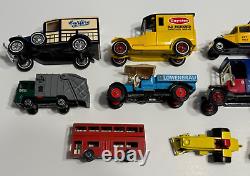 40 Vintage Lesney-Matchbox cars with29 Lesney yesteryear & 11 Vintage Matchboxs