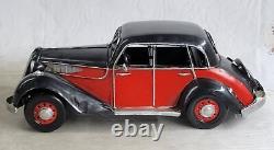 A Realistic Retro Car Automobile Metal 1941 327 Hand Made Artwork Figurine