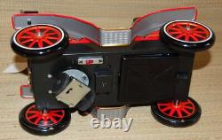 AMICO Shaking Antique Car Vintage 1950s Battery Operated Tin Toy Japan #21