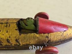 Antique Buffalo Toys 12.5 Tin Pullshaft Wind Up Boat Tail Racer Indy Race Car