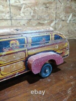 Antique Cass Toys 18 Wooden Station Wagon Toy Car With Family & Dog