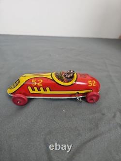 Antique J. Chein Wind Up Tin Litho #52 Racer Indy Race Car Toy with Driver 6.5