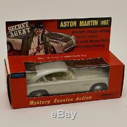 Aston Martin DB5 Secret Agent (007) Car Lincoln International 1960s MIB