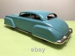 BEAUTIFUL DISTLER 7000 ELECTRO CAR 1950's BATTERY TIN PLATE CAR MADE IN GERMANY