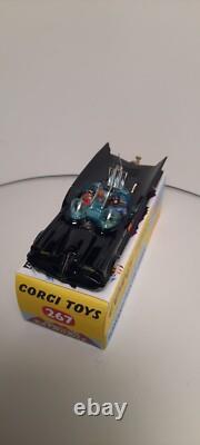 CORGI TOYS BATMOBILE 267 1st ISSUE with BATMAN & ROBIN black vintage 1/43 box