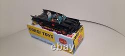 CORGI TOYS BATMOBILE 267 1st ISSUE with BATMAN & ROBIN black vintage 1/43 box