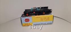 CORGI TOYS BATMOBILE 267 1st ISSUE with BATMAN & ROBIN black vintage 1/43 box