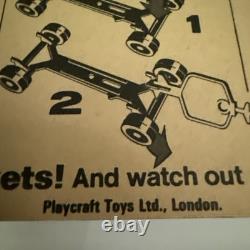 CORGI TOYS ROCKETS Vintage D921 MORGAN PLUS Car Original Card Pink