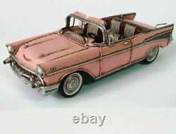 Chevrolet Bel Air Convertible 1957, 1/10 scale diecast model car, Pink Figure