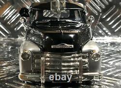 Chevy Pickup Truck Vintage Classic 1951 124 Scale Metal Car Model Diecast Black