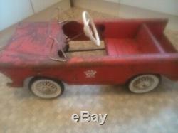 Childs Toy Metal Working Pedal Car 1960s In Red / White
