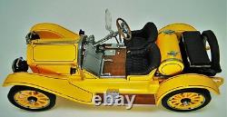 Classic Car Vintage Toy Race 1920 Racer Custom Built HEAVY TIN METAL Body Model