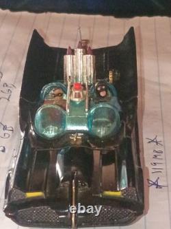 Corgi Toys #267 Batmobile with Batman Figure Car Toy Diecast Britain 60s Vintage