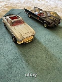 Corgi Toys James Bond 007 Aston Martin DB5 Silver Vintage Car And Batmobile