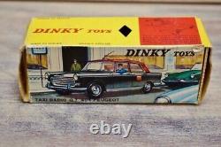 DINKY TOYS 1400 TAXI RADIO G7 404 PEUGEOT vintage minicar