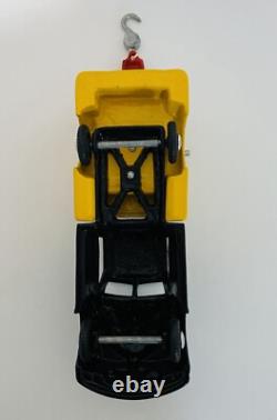 DISCONTINUED RARE VINTAGE 80'S FUN HO! TOYS ALUMINUM TOWING TRUCK No 533 CALTEX