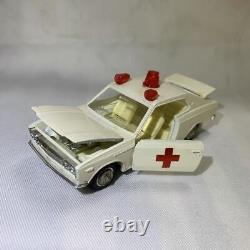 Diapet mini Car Diapet Nissan Laurel Red Cross Car Vintage Toy Showa Retro