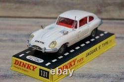 Dinky Toys 131 Jaguar'E' Type 2+2 vintage minicar