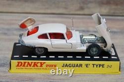 Dinky Toys 131 Jaguar'E' Type 2+2 vintage minicar