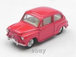 Dinky Toys Fiat 600 D n. 520 Original Made IN France Vintage Die Cast