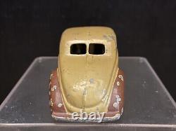 Dinky Toys Meccano Lincoln Zephyr Diecast Car Tan Brown Two Tone UK Vintage