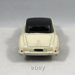 Dinky Toys Mercedes 190SL 24H France Vintage