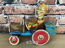 Edgard Bergen's Mortimer Snerd 1939 Marx Tin Litho Wind-Up Crazy Car, AS-IS