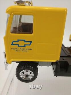 Ertl Rare Heartbeat Hauler Edition Car Carrier Chevrolet Motors Tractor Trailer