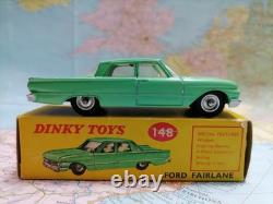 FORD FAIRLANE Vintage 143 scale model, Dinky toys 148 Made in England 1962