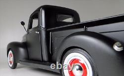 Ford 118 Pickup Truck Vintage Classic Wagon Car Metal Model Race