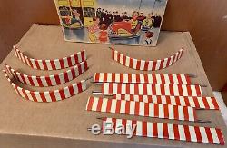 HOCH & BECKMANN BUMPER CAR Tin Litho Toy Autoscooter Track Wind-Up Anni 50