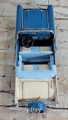 Hand Made Vintage Blue 1957 Chevrolet Bel Air Nomad 1/16 Scale Figurine GIFT