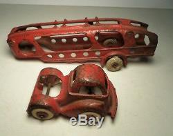 Hubley Cast Iron Red Car Auto / Carrier Transport Arcade