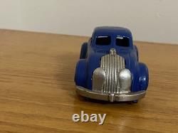 Hubley Chrysler Airflow Cast Iron Toy Car Vintage Toy A4-43
