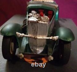 Hubley Die-Cast Toys 864K Green Roadster Lancaster PA USA. Parts Included