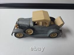 Hubley Toys 854-5K Vintage Car 34E52