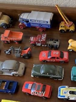 Huge Lot 134 Vintage Toy Cars VEHICLES Airplane Hot Wheels Tootsie Toy Redline