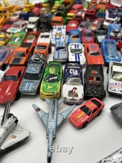 Huge Vtg Lot Of 102 Toy Cars Matchbox Hot Wheels & Others 60's 70's 80's & 90's