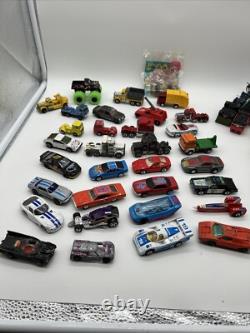Huge Vtg Lot Of 102 Toy Cars Matchbox Hot Wheels & Others 60's 70's 80's & 90's
