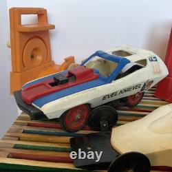 Ideal 1974 Evil Kenevil Formula 1 Dragster Car + Stunt Crash Car +Launchers