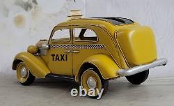 Iron Retro Vintage Metal Car Model Classic Metal Craft Yellow Taxi Model Decor