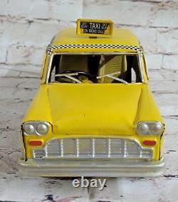 Iron Retro Vintage Metal Car Model Classic metal Craft Yellow Taxi model GIFT